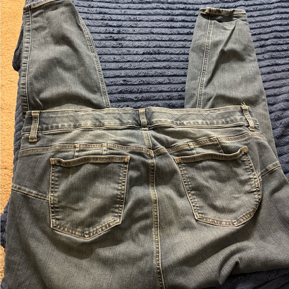 Torrid Bombshell Skinny Blue Jeans - Picture 5 of 6